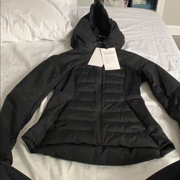 Lululemon Jacket - Picture 1 of 6